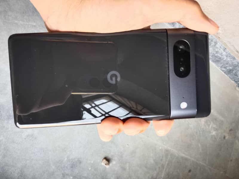 Google Pixel 7 4