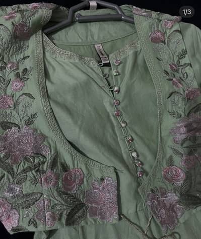 Used branded dresses for sale || Girls ready to wear brand dress