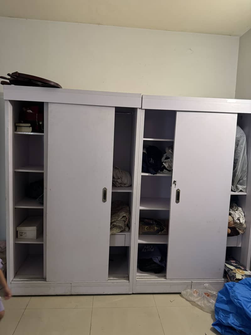 Wardrobe 0