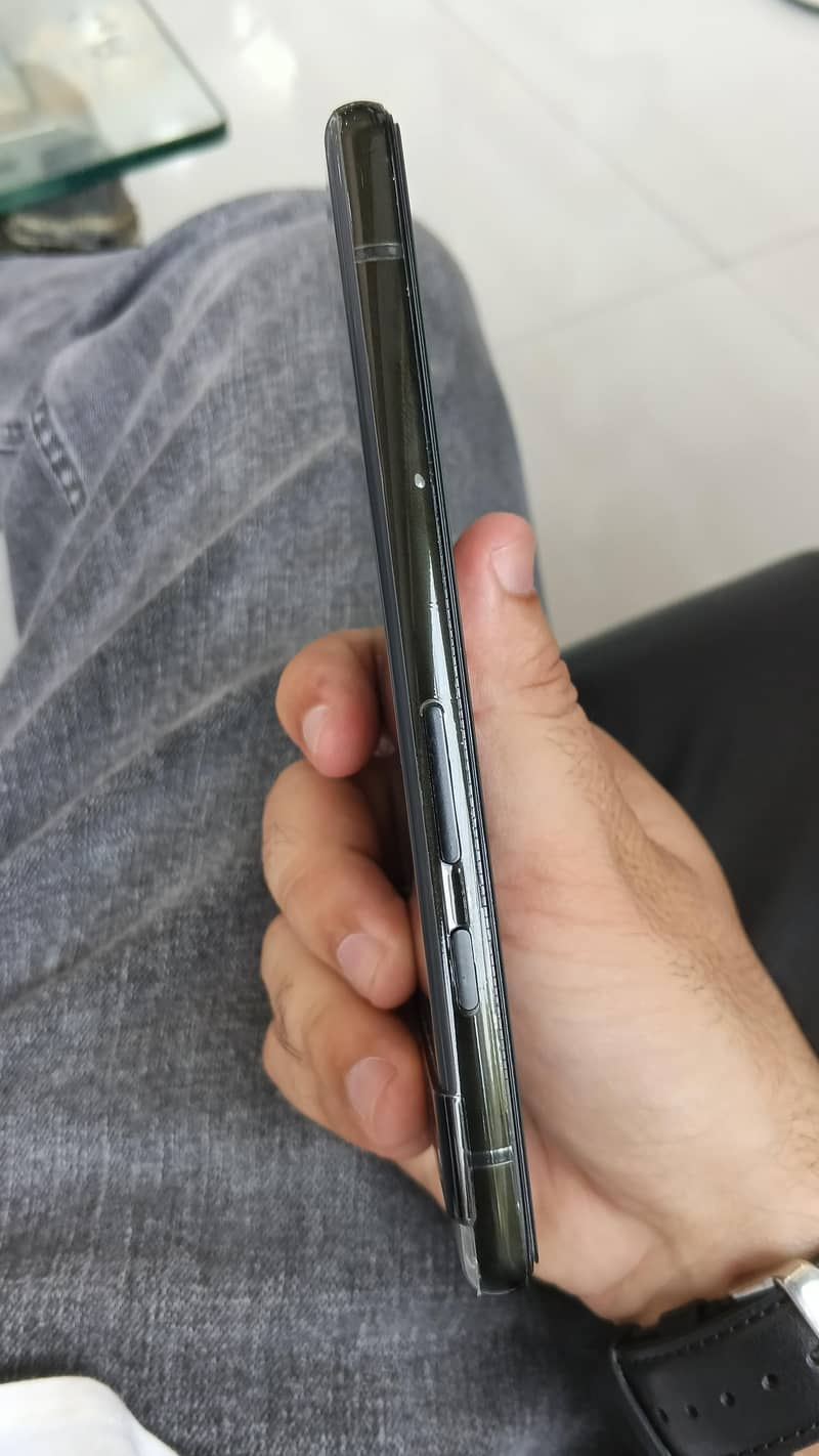 Google Pixel 6A 3