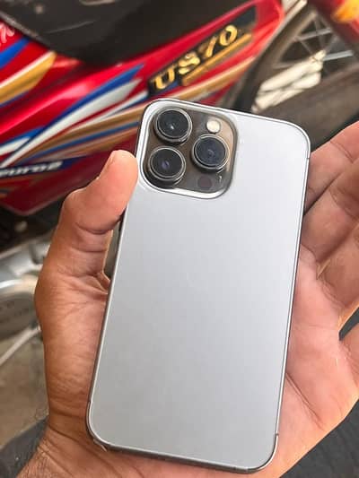 Apple iPhone 13 Pro