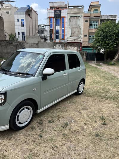 Daihatsu Mira 2023