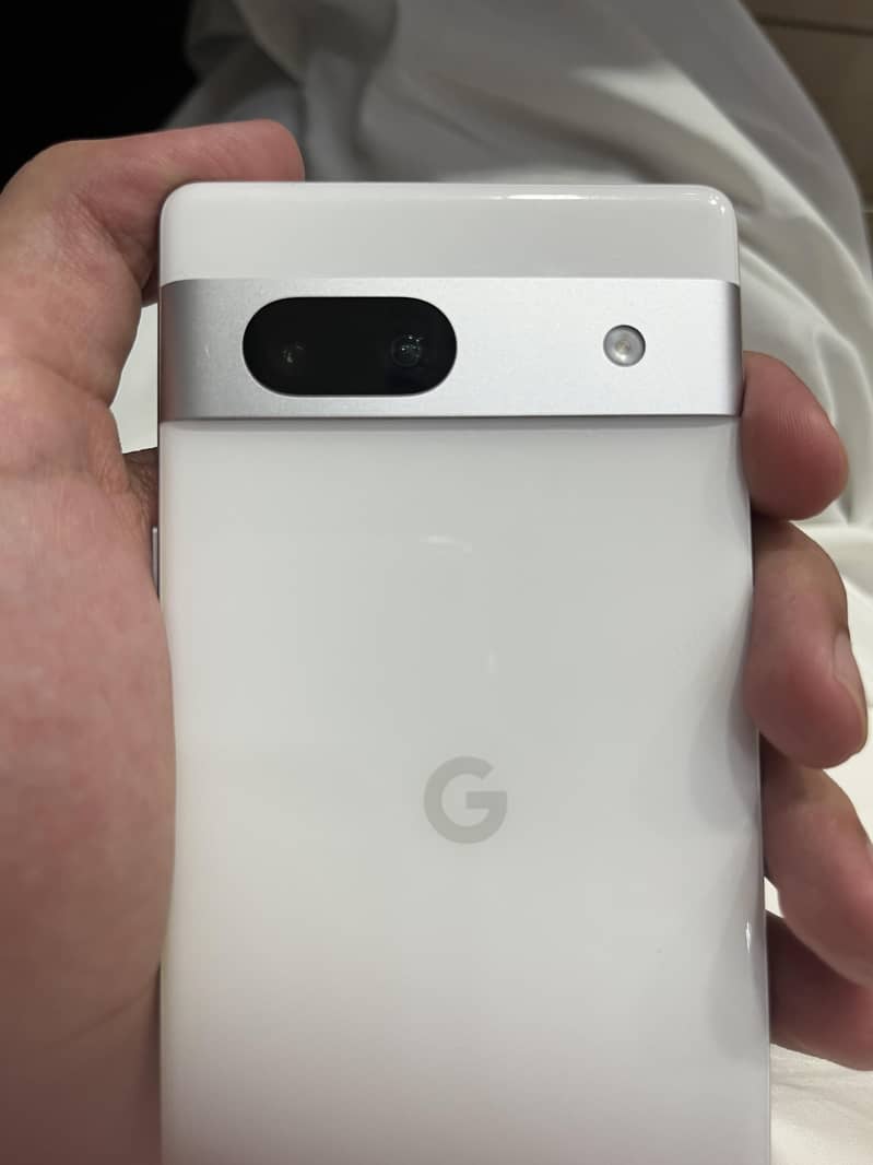 Google Pixel 7a 5