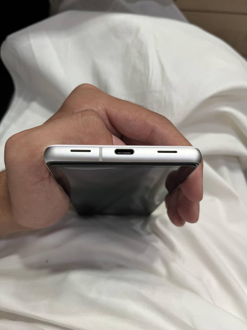 Google Pixel 7a 6