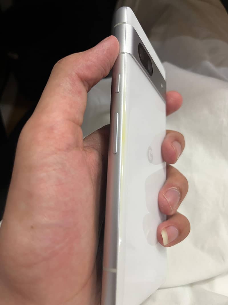 Google Pixel 7a 17