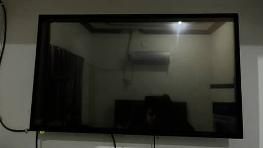32 Inch LED TV | HDMI USB VGA | 20,000/- | Wall Bracket Free”