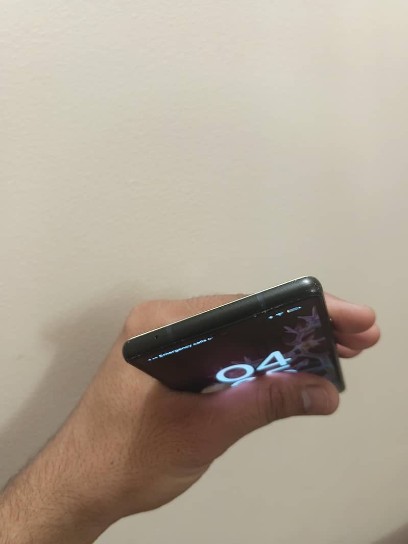 Google Pixel 6 4