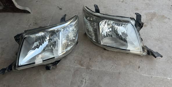 Toyota Vigo headlights original
