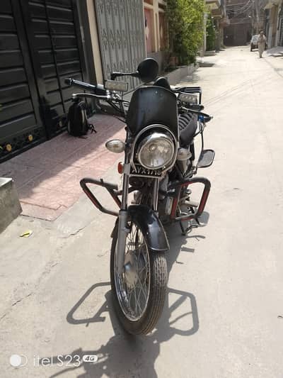 Suzuki GS 150