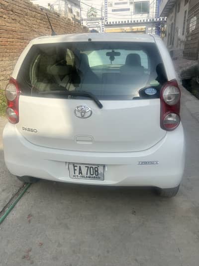 Toyota Passo 2012
