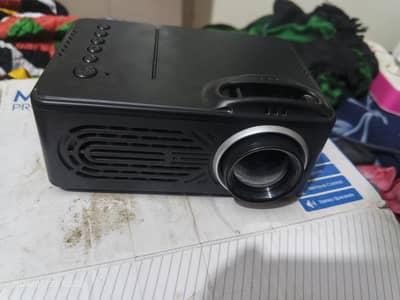Mini Projector Just like new