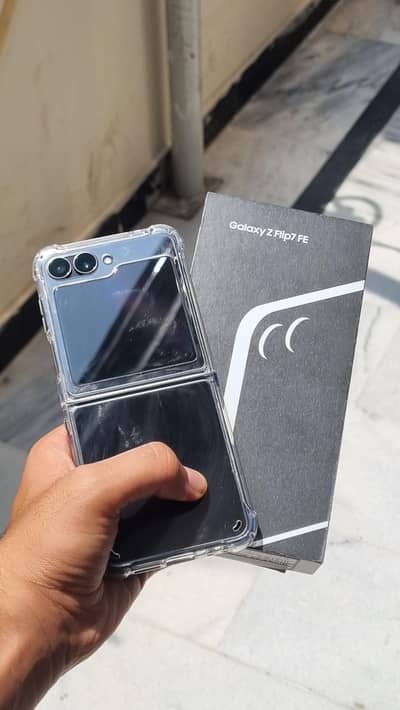 Samsung Z Flip 7 Fe Waterpack Just Box Open Exchange Possible