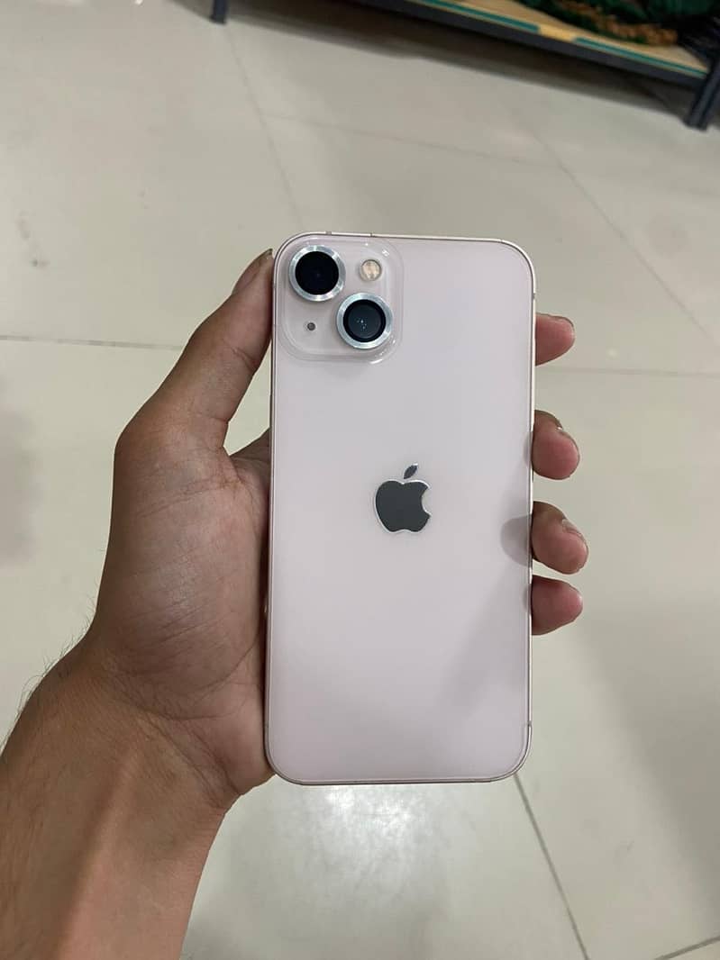 Apple iPhone 13 0