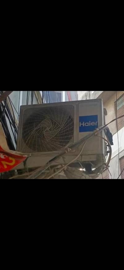 only 2 season used Haier dc inverter 1 ton ac in a Good condition