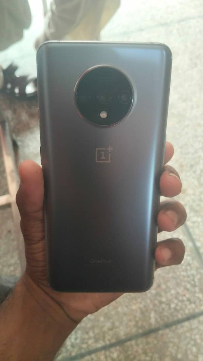 One Plus 7T 3