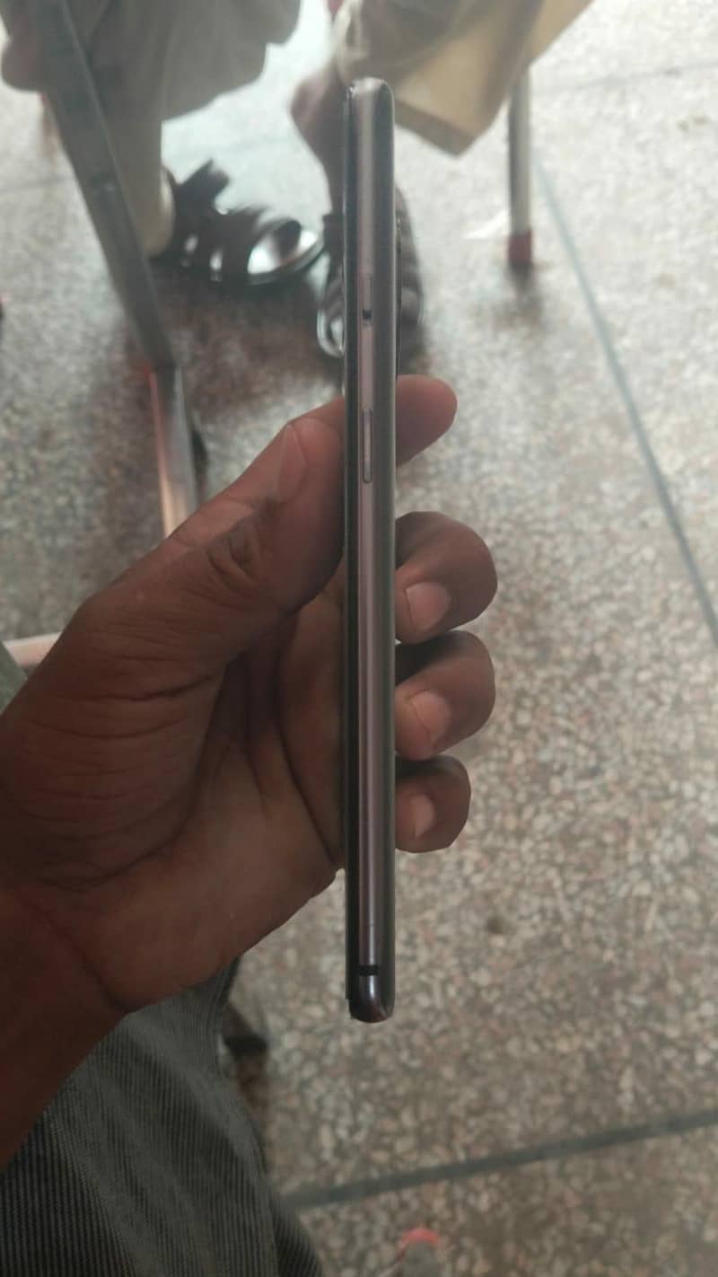 One Plus 7T 4