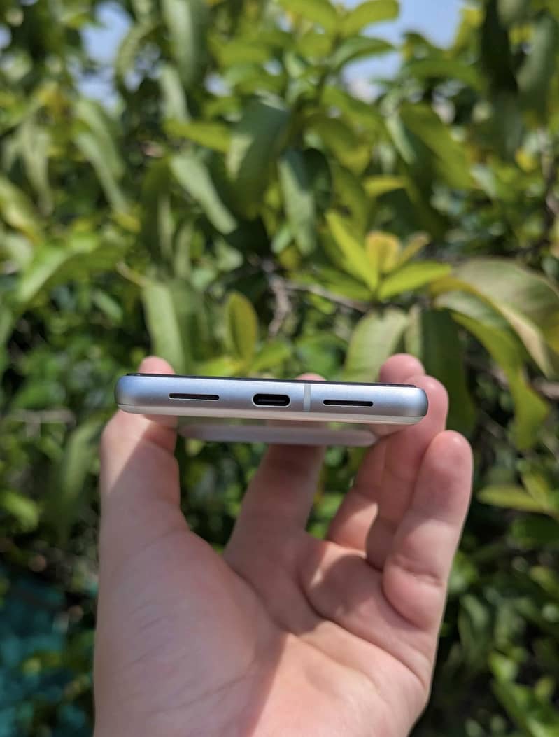 Google Pixel 7 3