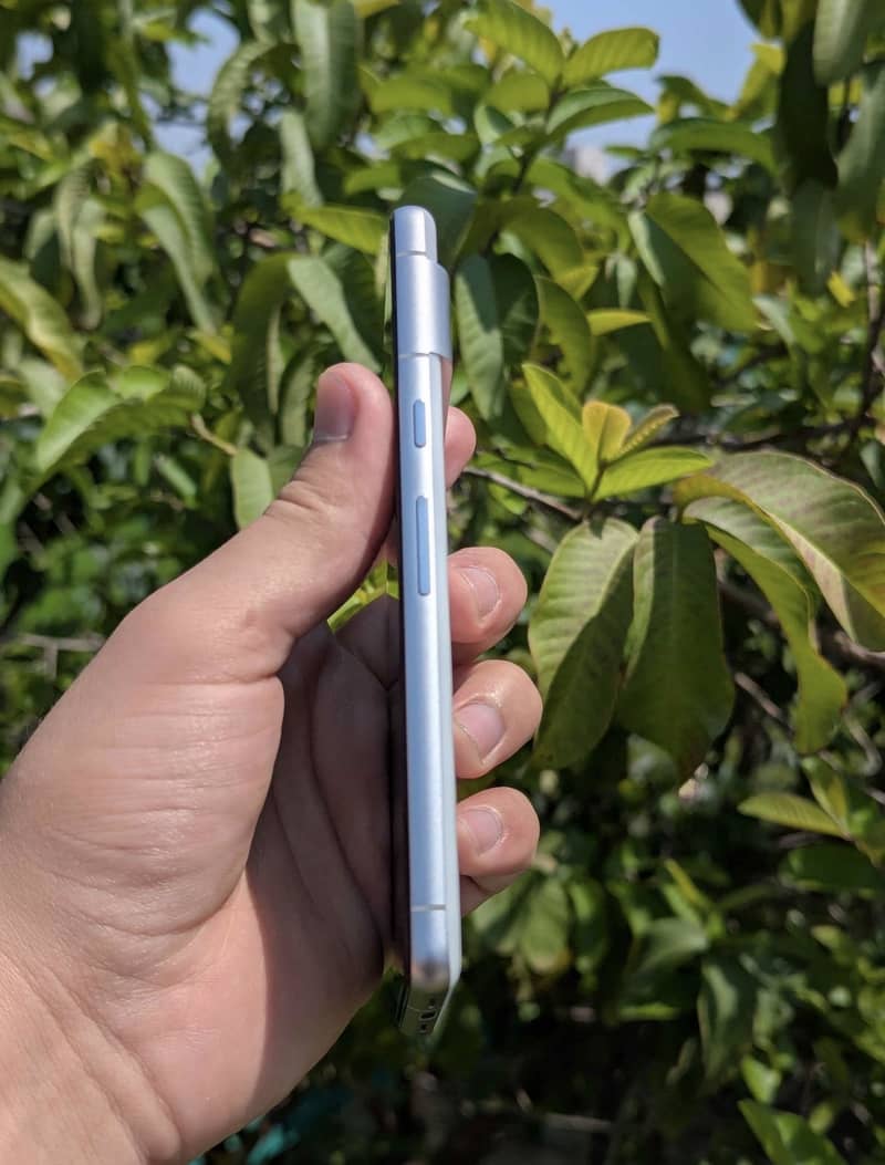 Google Pixel 7 5