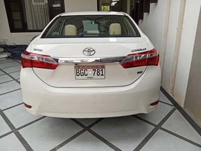Corolla 2016 end new key GLI manual bumper to bumper orignal guranted