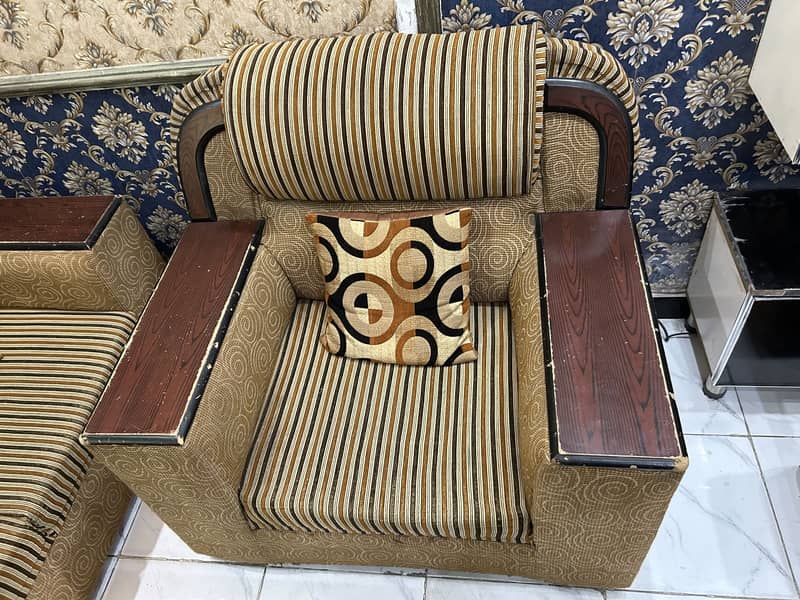 Five seter sofa 1