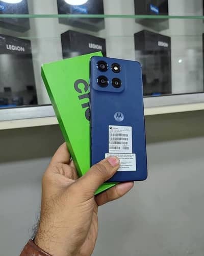 Moto g stylus 2025 5g with box