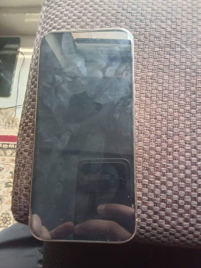 Iphone 16 pro max 1