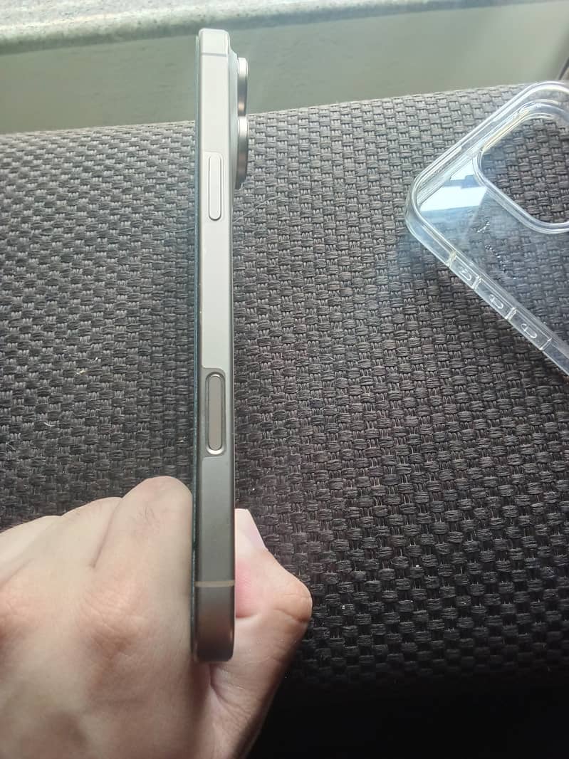 Iphone 16 pro max 2