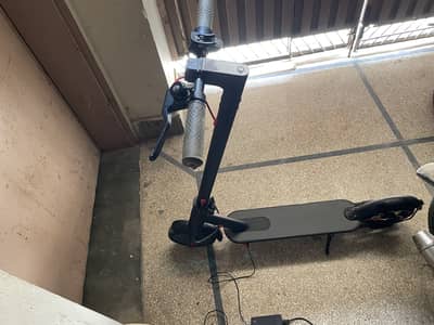 Electric Kick Scooter / Battery Wali Scooty (Good Condition)