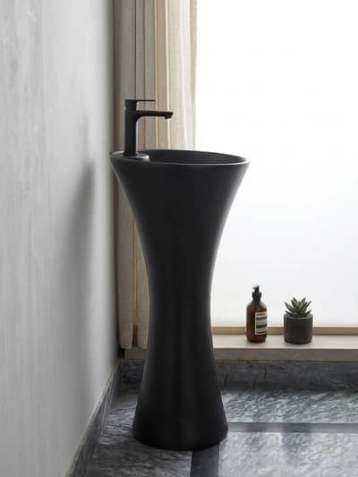 Designer Basin black color small size