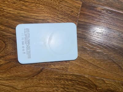 22.5 watt mag safe and powerbank