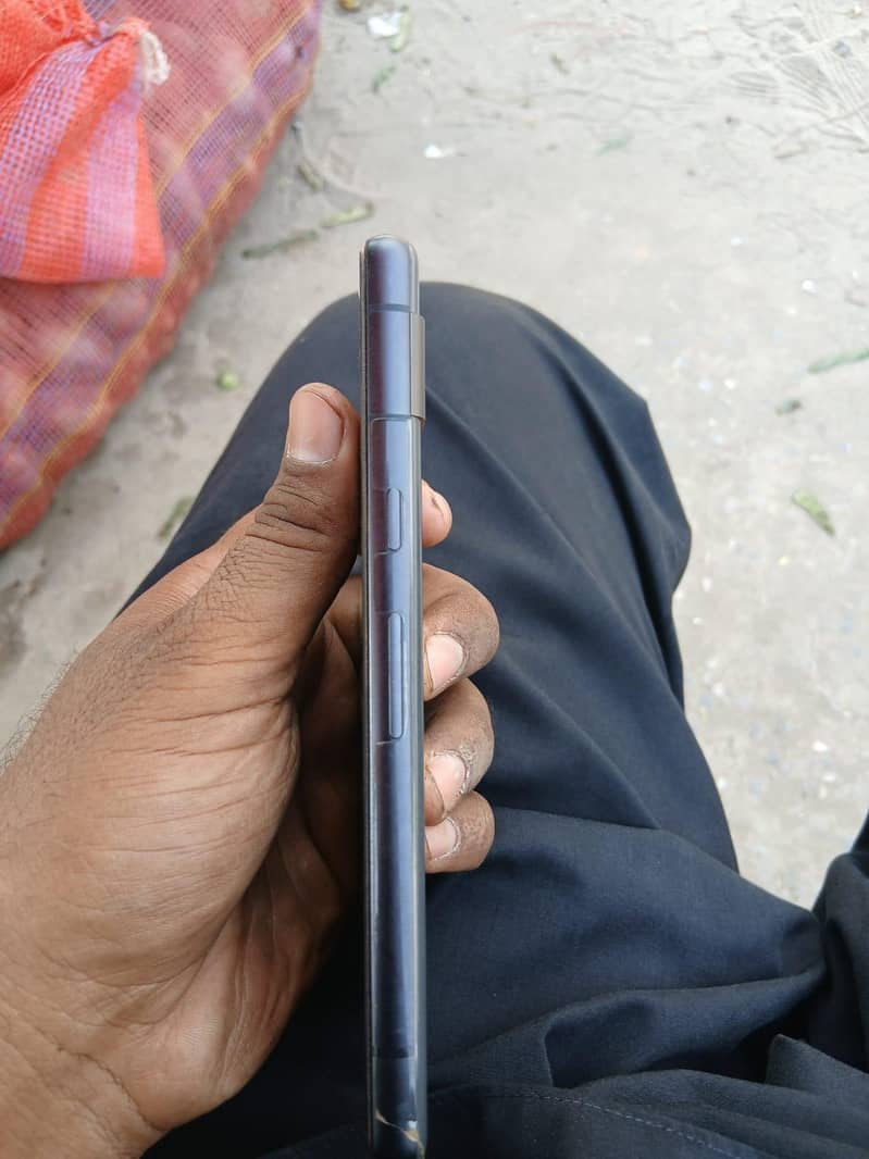 Goggle pixel 7a 1