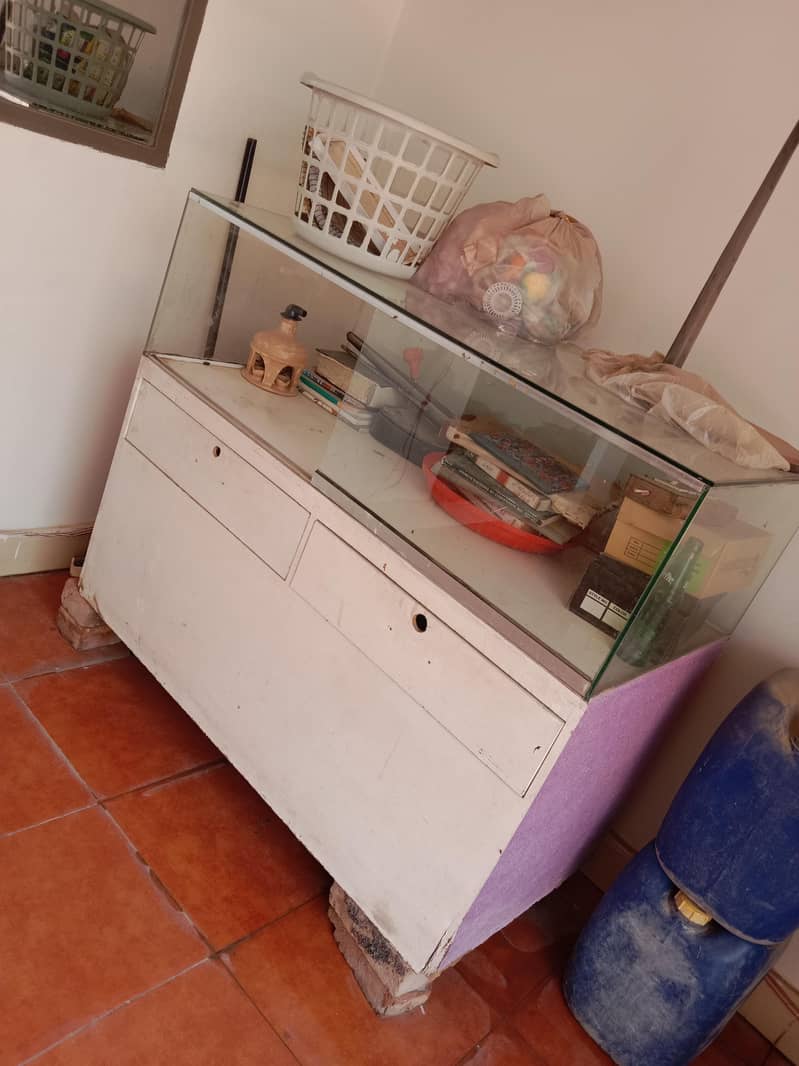 counter table 3