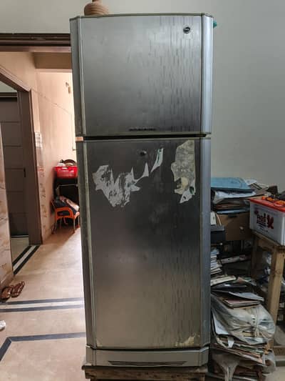 PEL Refrigerator (Model PRDM 155)