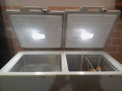 PEL Deep Freezer 2 Doors in Excellent Condition