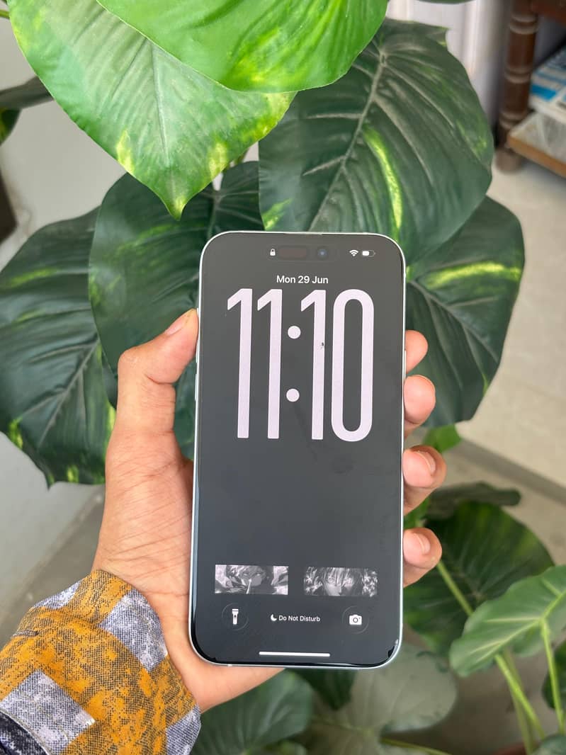 Apple iPhone 15 plus 1