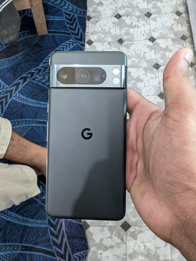 Google Pixel 8 Pro