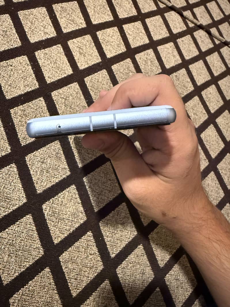 Google Pixel 7a 1