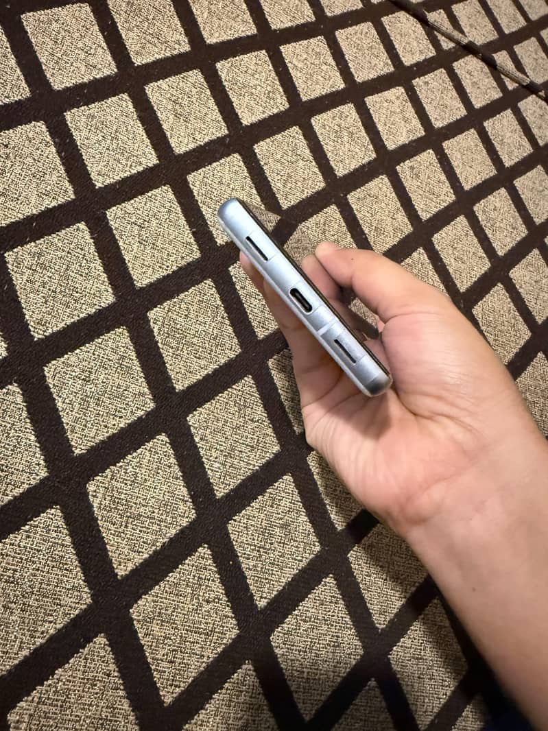 Google Pixel 7a 4