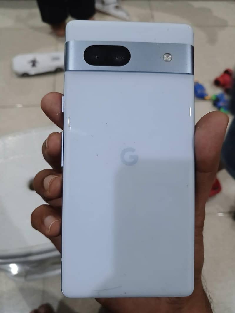 Google Pixel 7a 2