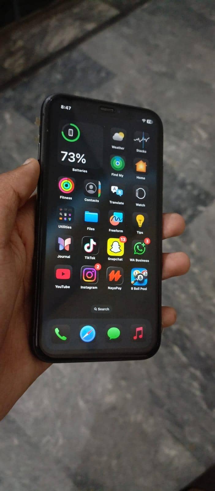 Apple iPhone 11 7