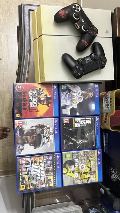 Playstation 4 500GB Non-Jailbreak With 6 Games. . . !!!!