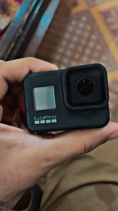 Go Pro Hero 8 gopro hero 8  with 2 batteries with box good condition