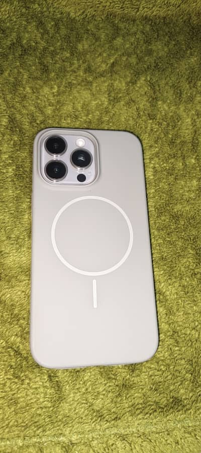 Apple iPhone 15 Pro Max