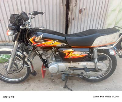 Honda cg 125 2021 model lush condition.