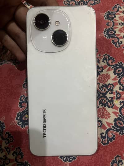 Tecno Spark Go 1