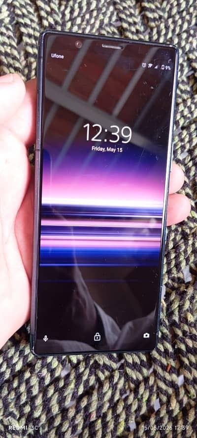 Sony  Experia 5.6-gb.    64-gb