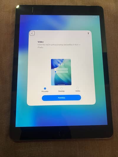APPLE - ipad. . 9th generation