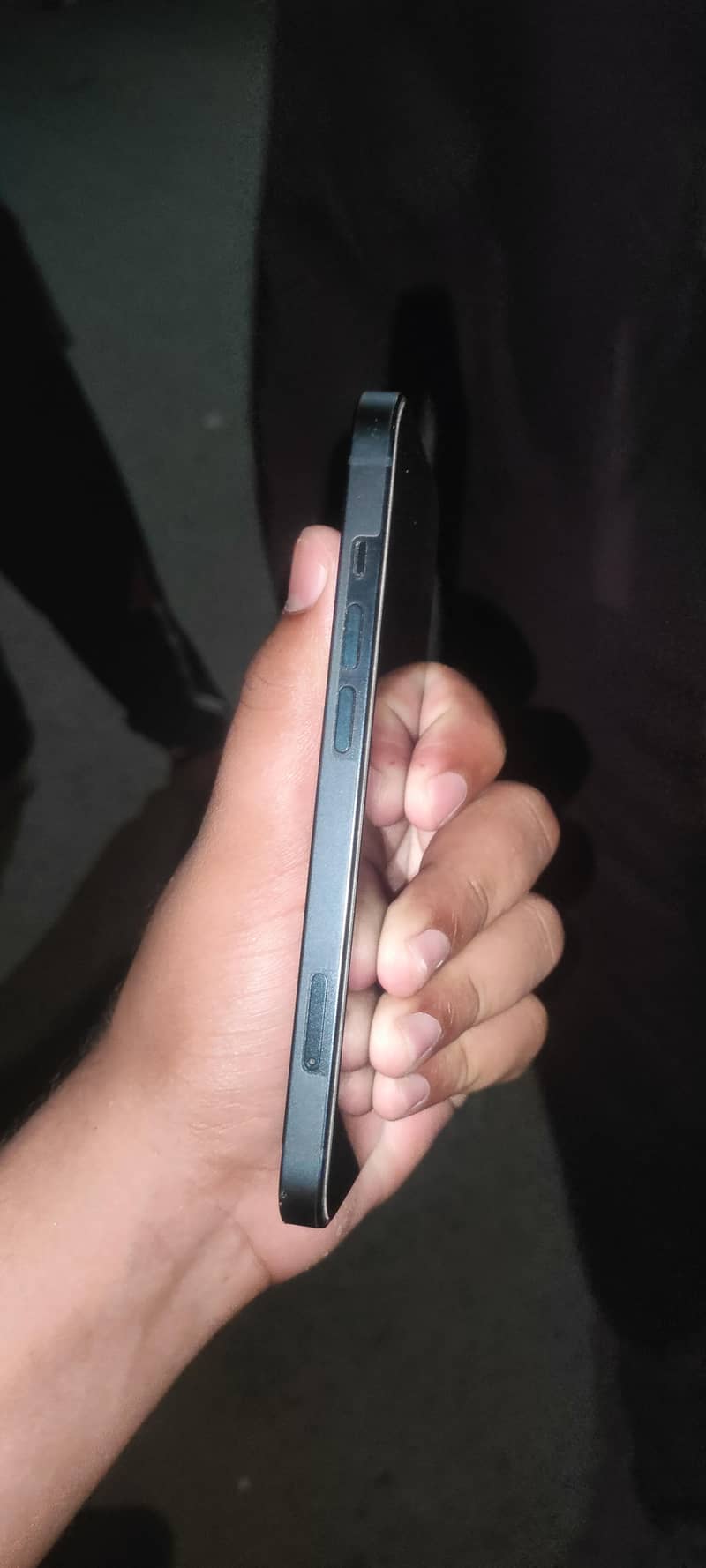 Apple iPhone 13 1