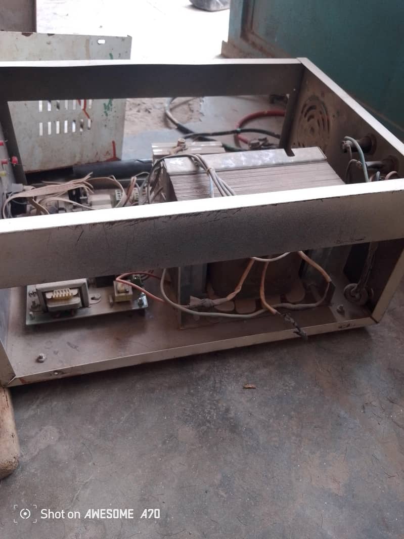 دیس ups 3