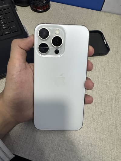 Apple iPhone 15 Pro Max
